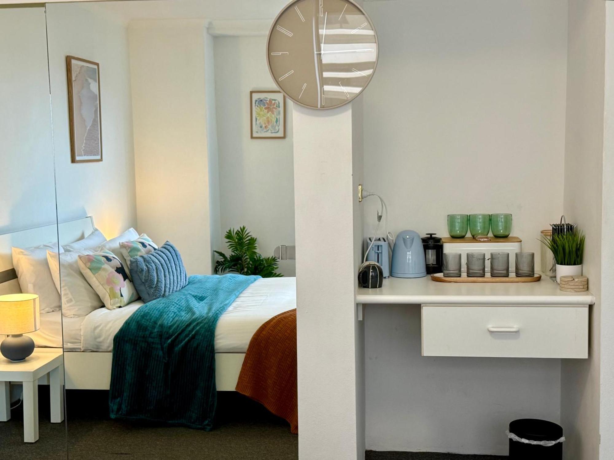 Escape - Style Pool, & Gym Apartment Sydney